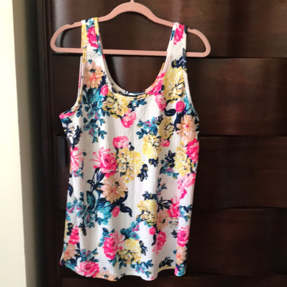 Torrid size 3 floral top.